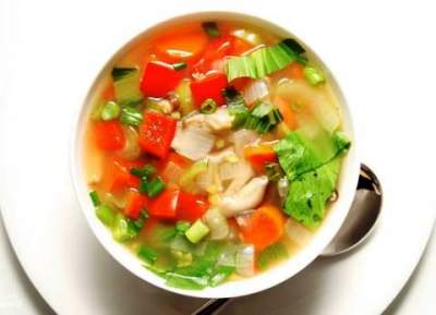 Диетологи рассказали об уникальной суповой диете