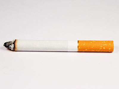 Врачи объяснили, может ли появиться зависимость после первой сигареты