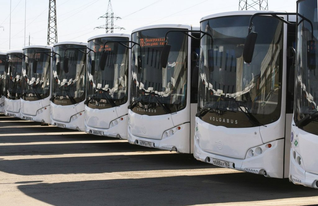 В 13 автобусах тольяттинцы могут использовать социальные транспортные карты