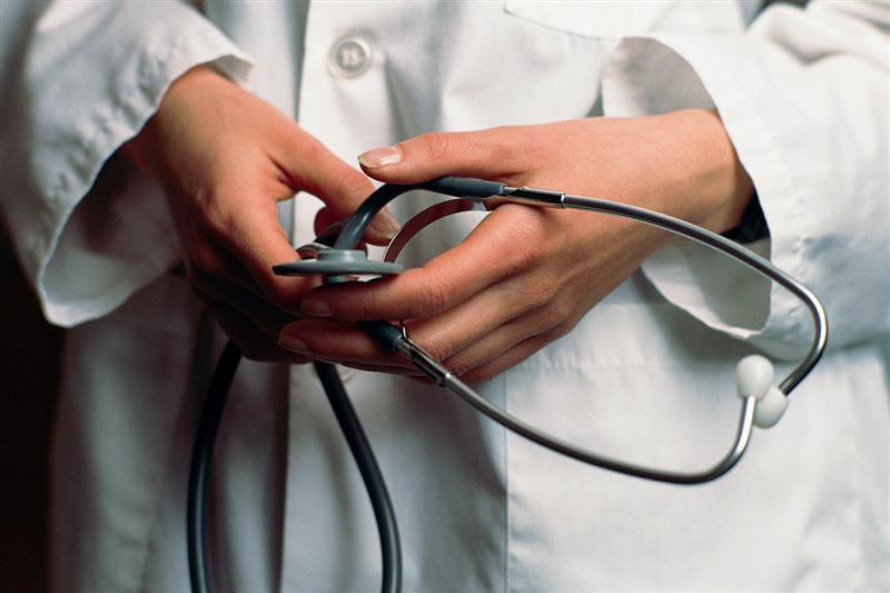 Молодым врачам Самарской области выдают допуск к работе