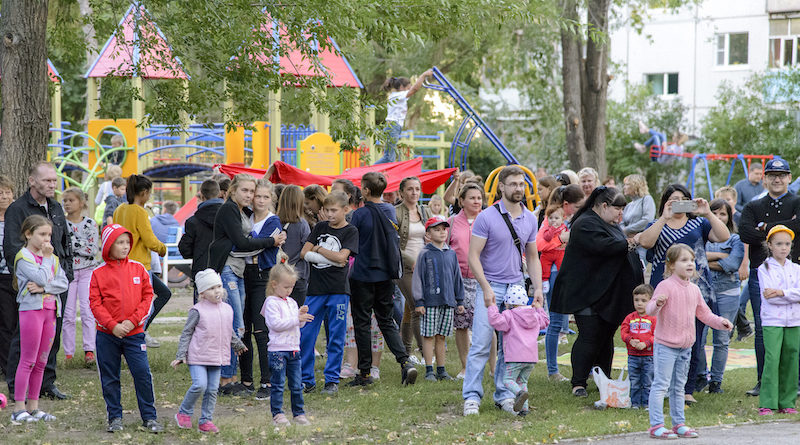 Праздник двора на Московском проспекте