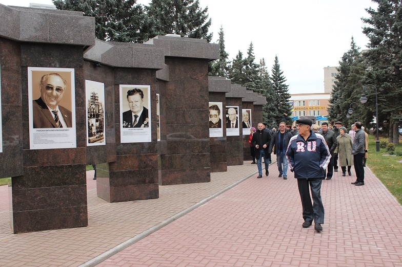 В Тольятти состоялось торжественное открытие городской Аллеи Славы
